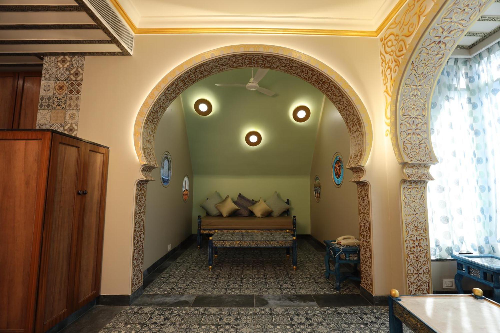Neonz Resort & Club Anand Exterior photo